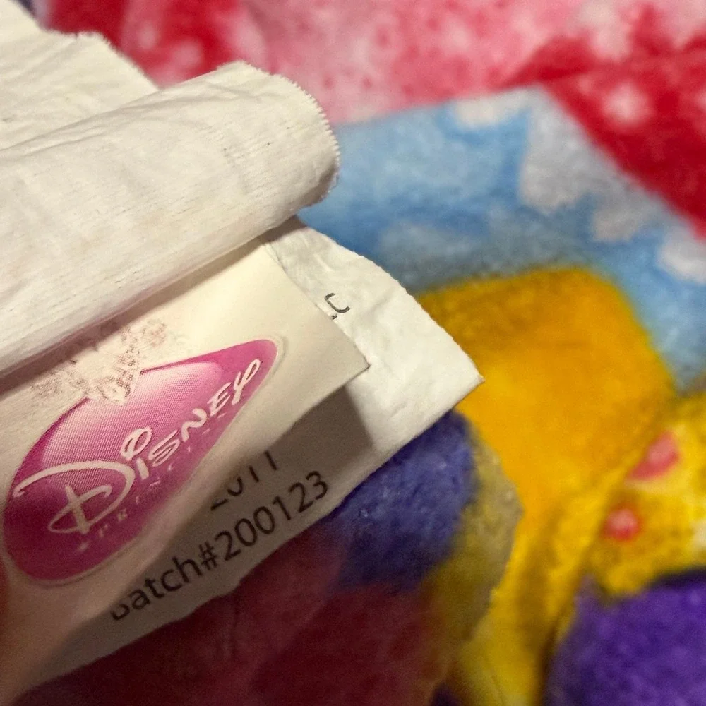 Disney‎ Princess Fleece Throw Blanket Aurora Belle Cinderella 2011 Purple HTF